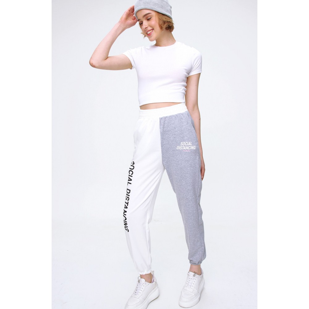 Women’s Gray Color Block Letter Printed Sweatpants